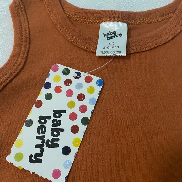 Cute Baby Berry onesie - Picture 2 of 2